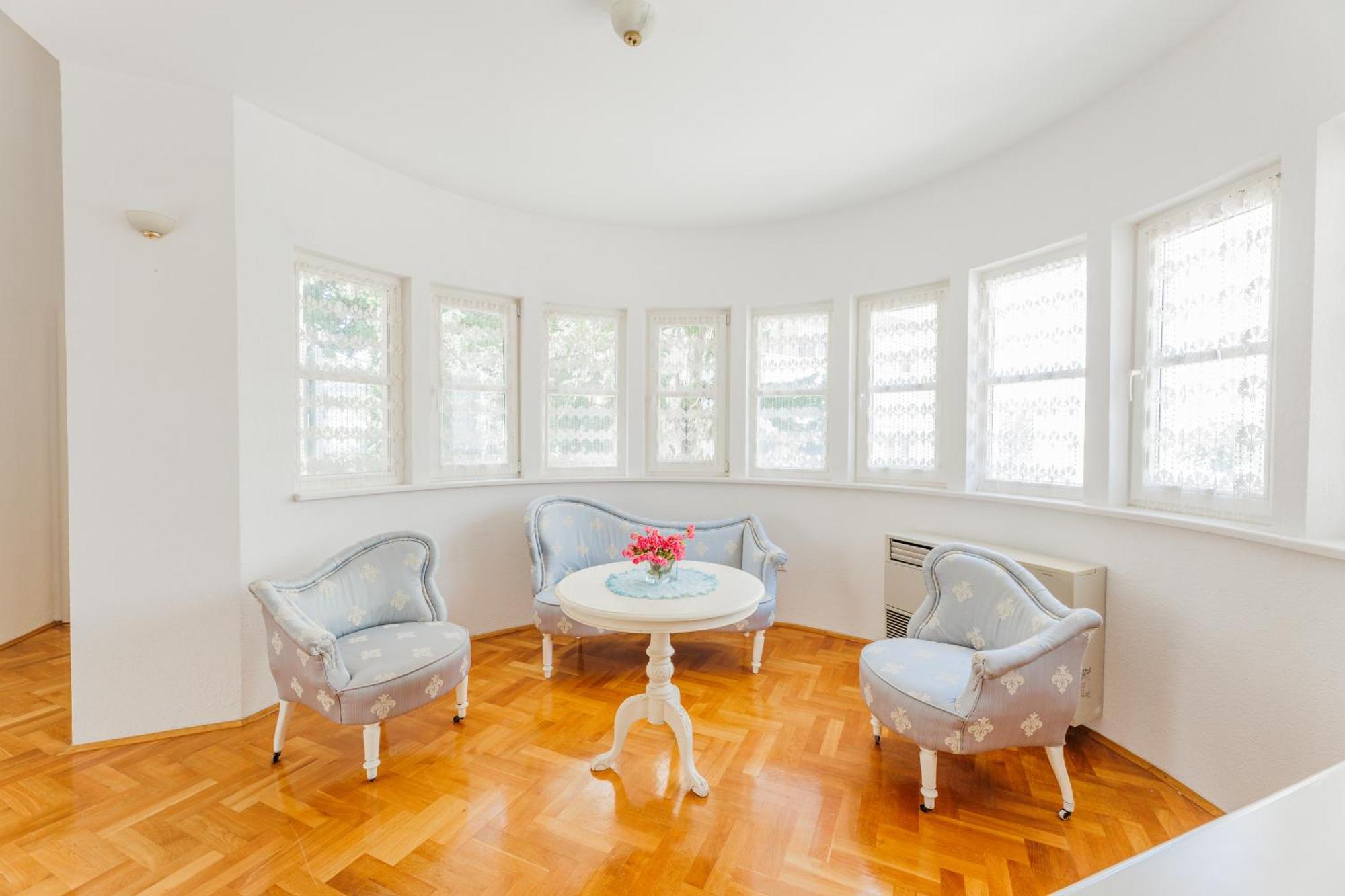 Villa Atrium Макарска Экстерьер фото
